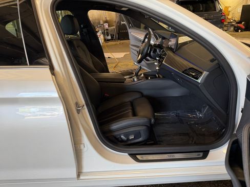 Used 2022 BMW 540i w/ Premium Package RWD image 28