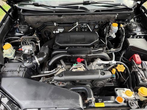 Used 2011 Subaru Outback 2.5i Premium w/ All-Weather Pkg image 18