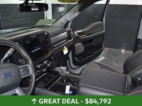 Used 2026 Ford F250 Lariat w/ Black Appearance Package AWD/4WD image 32