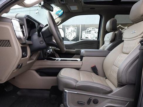 Used 2026 Ford F450 Platinum w/ Platinum Plus Package image 14