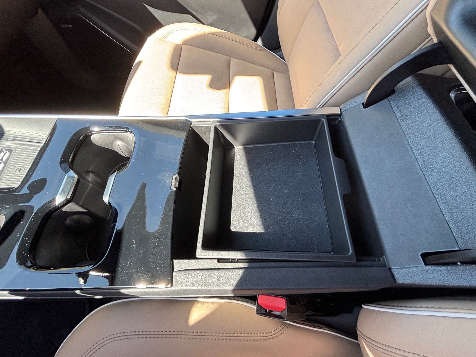 Used 2026 Buick Enclave Preferred w/ Power Package FWD image 18
