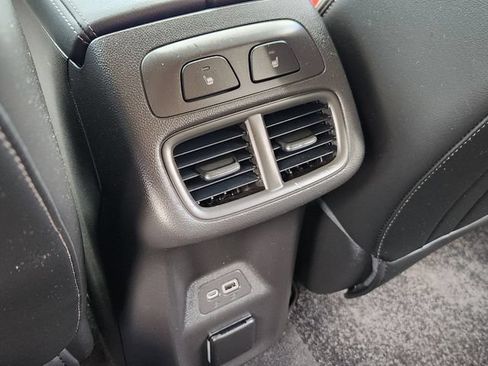 Used 2023 Buick Envision Avenir FWD image 26