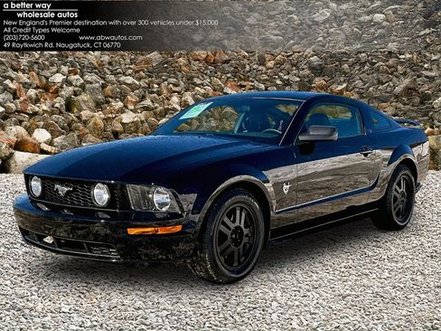 Used 2009 Ford Mustang GT Premium image 1