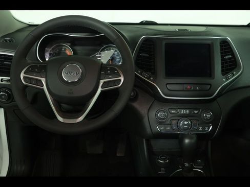 Used 2022 Jeep Cherokee Latitude Lux AWD/4WD image 9