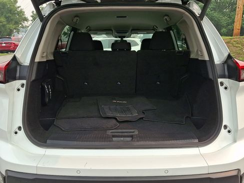 Used 2024 Nissan Rogue SV AWD/4WD image 30