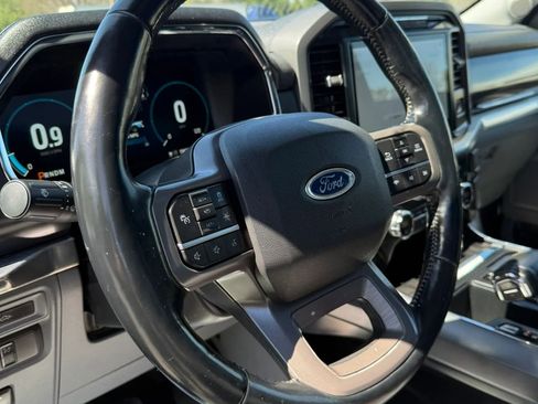 Used 2021 Ford F150 Lariat w/ Equipment Group 502A High image 27