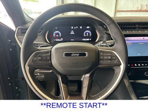 Used 2026 Jeep Grand Cherokee Limited w/ Limited Altitude Package AWD/4WD image 14