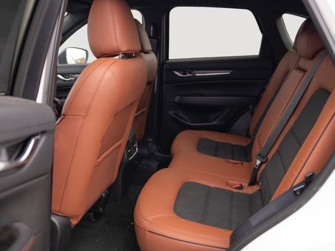 Used 2024 MAZDA CX-5 Carbon Edition image 13