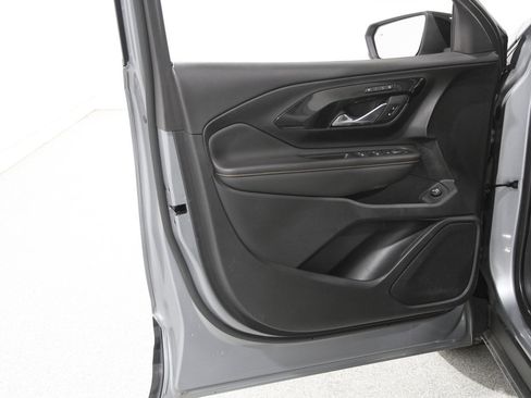 Used 2023 GMC Terrain AT4 image 4