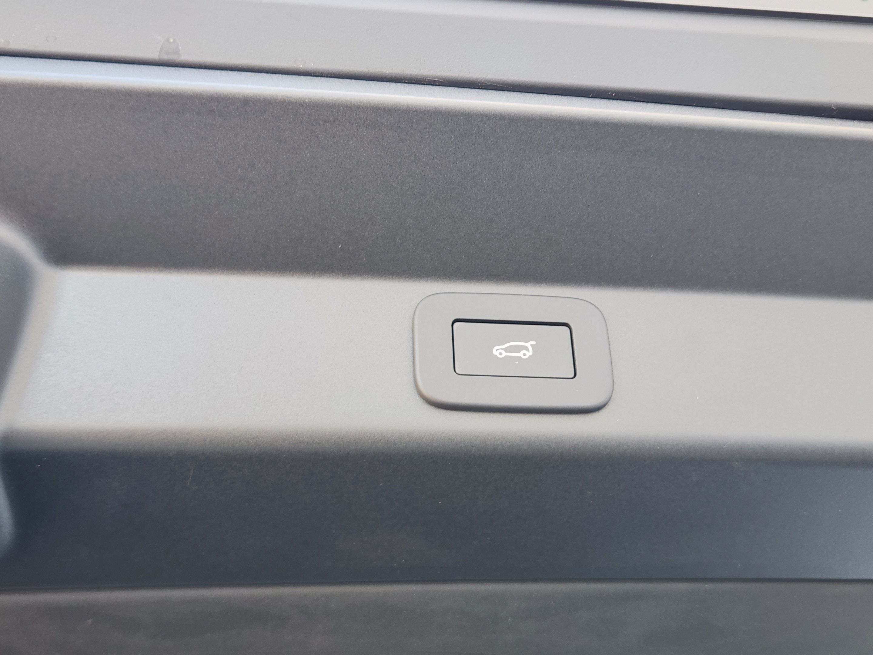 New 2027 Land Rover Range Rover Sport SE AWD/4WD image 35