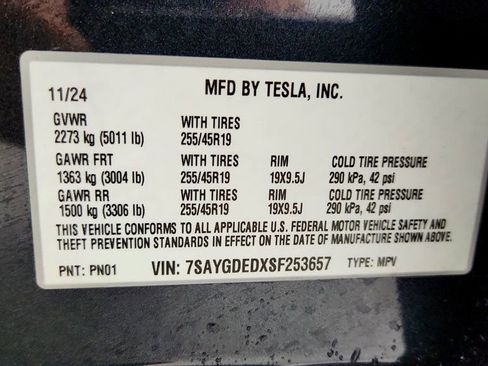 Used 2025 Tesla Model Y Long Range image 23
