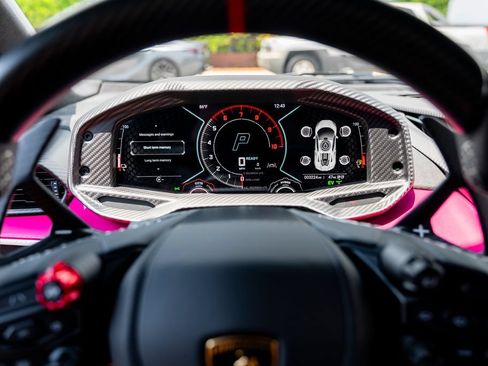 Used 2025 Lamborghini Revuelto AWD/4WD image 59