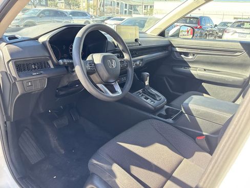 Certified 2023 Honda CR-V EX image 2