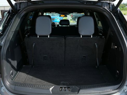 Used 2025 Ford Explorer ST-Line RWD image 28
