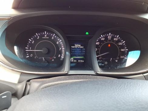 Used 2018 Toyota Avalon XLE Premium FWD image 21