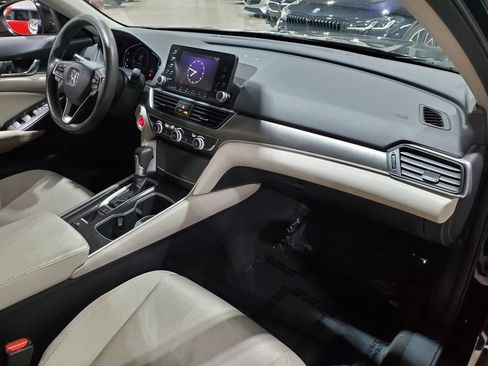Used 2018 Honda Accord LX image 14
