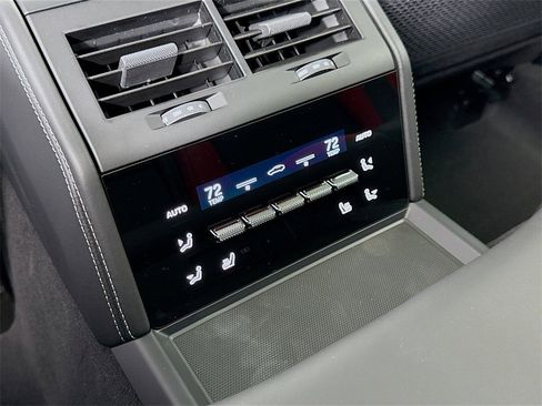 New 2026 Porsche Panamera image 27