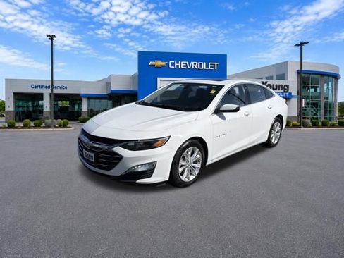 Used 2022 Chevrolet Malibu LT FWD image 3