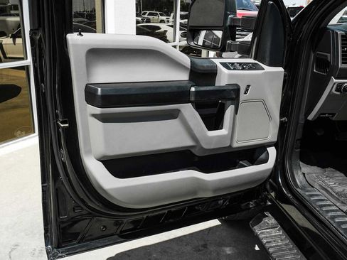 Used 2021 Ford F250 XL w/ STX Appearance Package AWD/4WD image 33