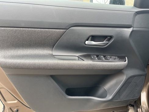 New 2026 Nissan Kicks SV w/ SV Premium Package image 12