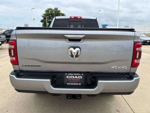 Used 2022 RAM 2500 Laramie AWD/4WD image 3