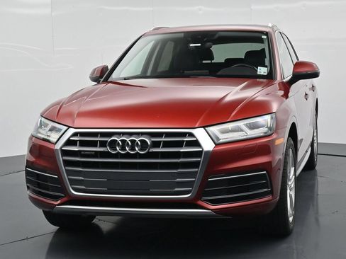 Used 2018 Audi Q5 2.0T Premium Plus w/ Premium Plus Package AWD/4WD image 10
