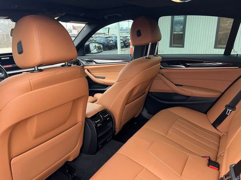 Used 2023 BMW 540i xDrive w/ Convenience Package image 16
