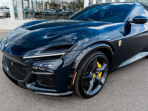 Used 2025 Ferrari Purosangue image 21