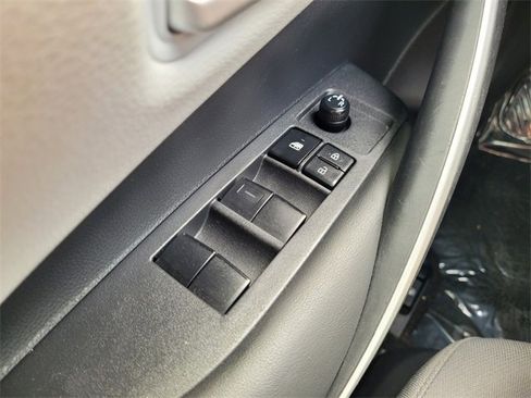 Used 2021 Toyota Corolla SE image 20
