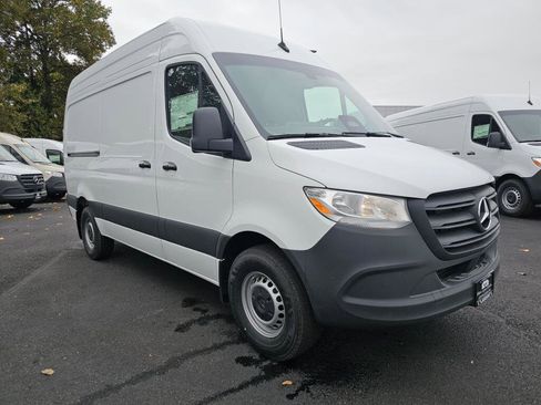 New 2025 Mercedes-Benz Sprinter 2500 image 8
