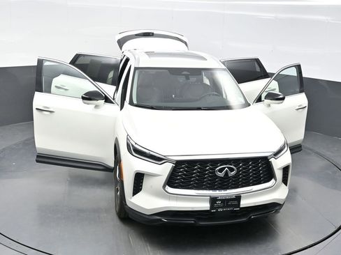 Used 2023 INFINITI QX60 Luxe w/ Cargo Package AWD/4WD image 42