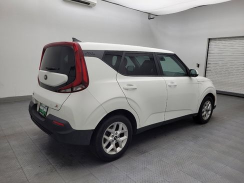 Used 2021 Kia Soul S FWD image 9