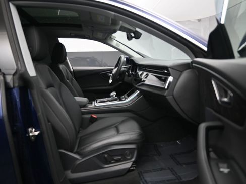 Used 2021 Audi Q8 Premium Plus w/ Premium Plus Package image 34