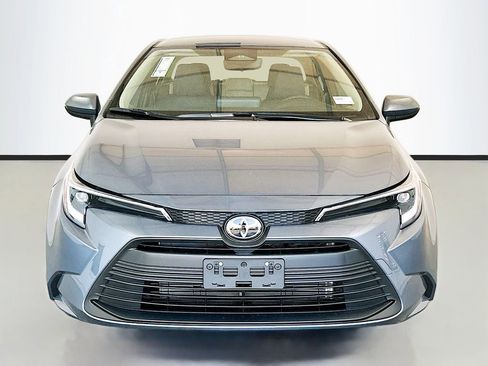 New 2026 Toyota Corolla LE FWD image 2