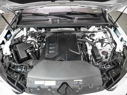 Used 2025 Audi Q5 Premium Plus w/ Premium Plus image 4