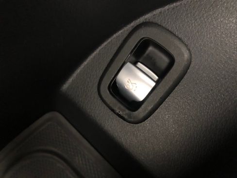 Certified 2023 Mercedes-Benz GLC 300 4MATIC image 15