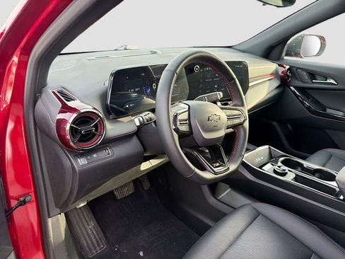 Certified 2025 Chevrolet Equinox RS w/ Safety and Technology Package image 9