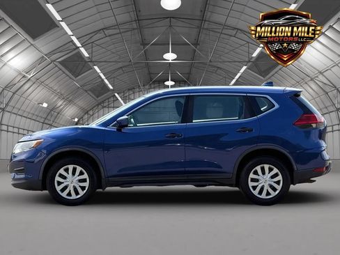 Used 2017 Nissan Rogue S AWD/4WD image 8