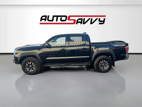 Used 2023 Toyota Tacoma TRD Off-Road w/ Black Out Package (TMS) image 4