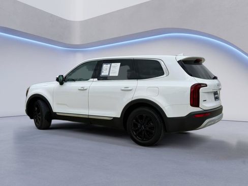 Used 2022 Kia Telluride LX AWD/4WD image 3