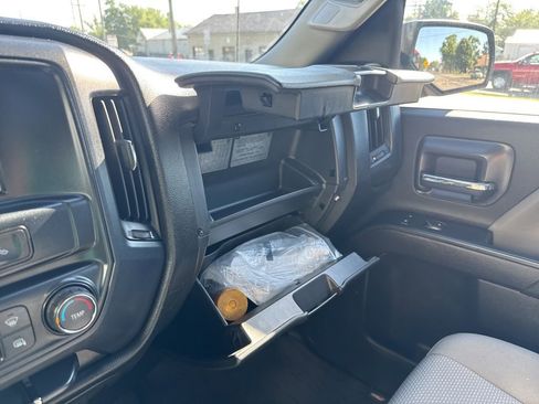 Used 2017 Chevrolet Silverado 1500 W/T w/ Black Out Edition RWD image 33