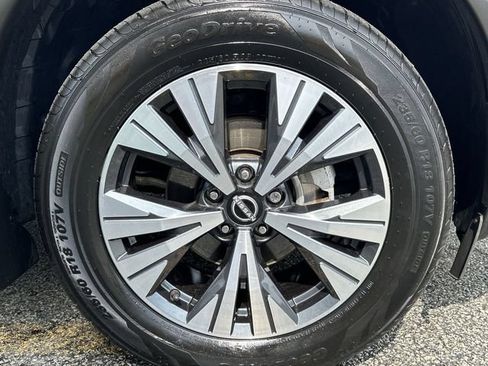 Certified 2023 Nissan Rogue SV w/ SV Premium B Package AWD/4WD image 13