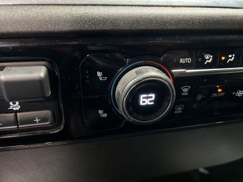 Used 2024 Chevrolet Silverado 2500 LT image 34