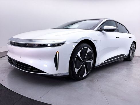 Used 2023 Lucid Air Touring AWD/4WD image 13