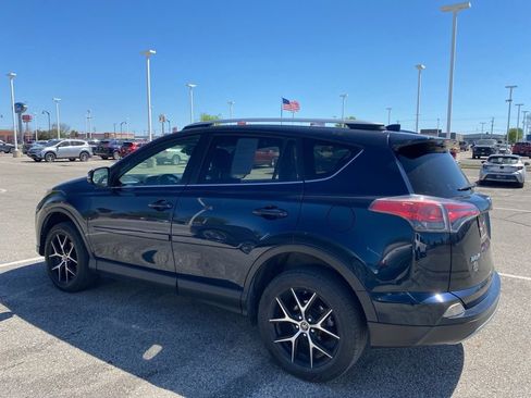 Used 2018 Toyota RAV4 SE w/ Power Extra Value Package AWD/4WD image 2
