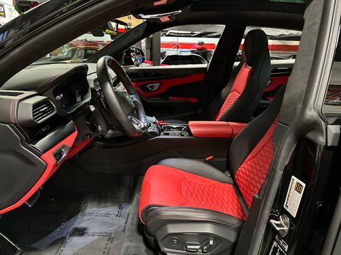 Used 2022 Lamborghini Urus image 14