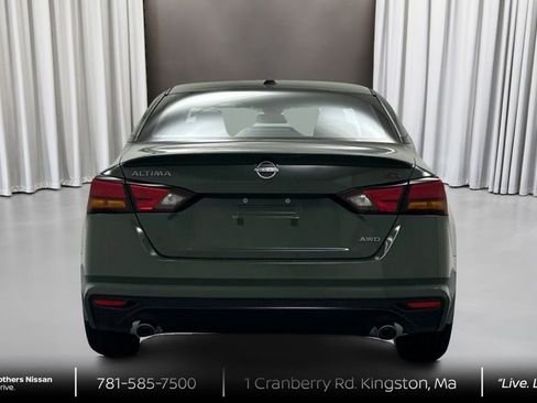 New 2026 Nissan Altima 2.5 SR w/ SR Premium Package AWD/4WD image 6
