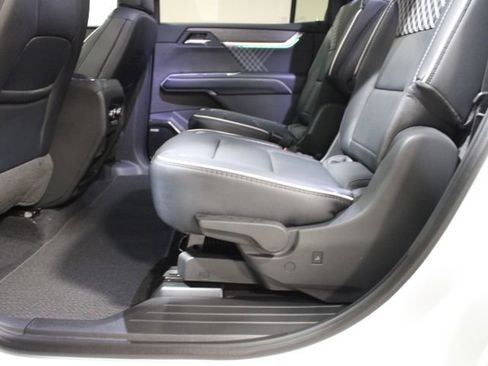 New 2026 GMC Acadia Denali w/ Super Cruise Package AWD/4WD image 60