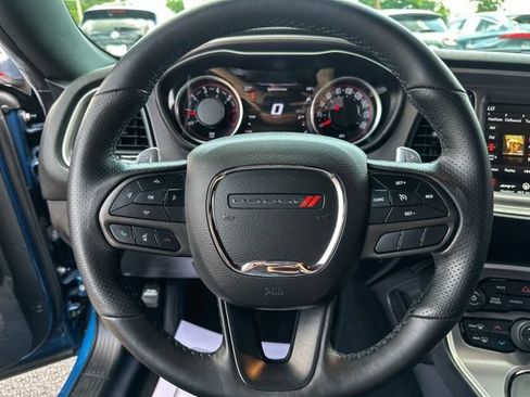 Used 2022 Dodge Challenger R/T Scat Pack RWD image 17