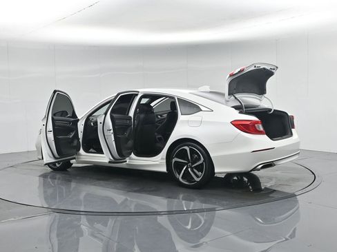 Used 2020 Honda Accord Sport image 38